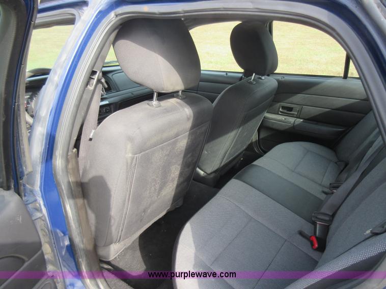 image for item K7538 2011 Ford Crown Victoria Police Interceptor