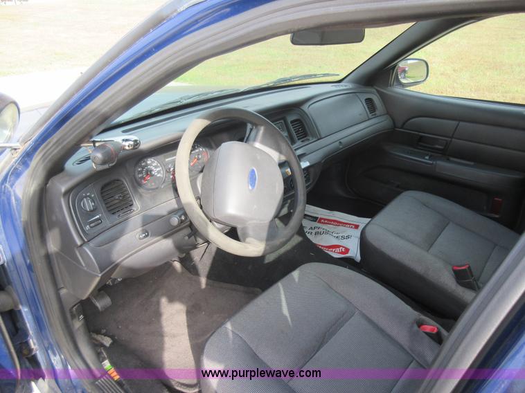 image for item K7538 2011 Ford Crown Victoria Police Interceptor