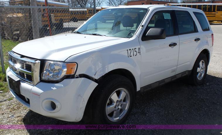 image for item L1835 2012 Ford Escape SUV