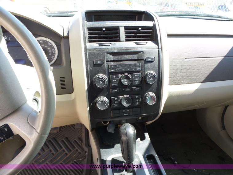 image for item L1835 2012 Ford Escape SUV