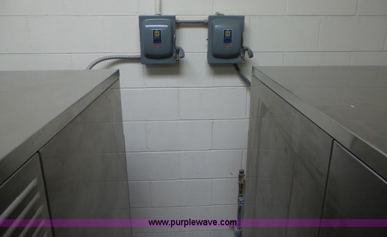 image for item L5642 (2) washer and dryer sets