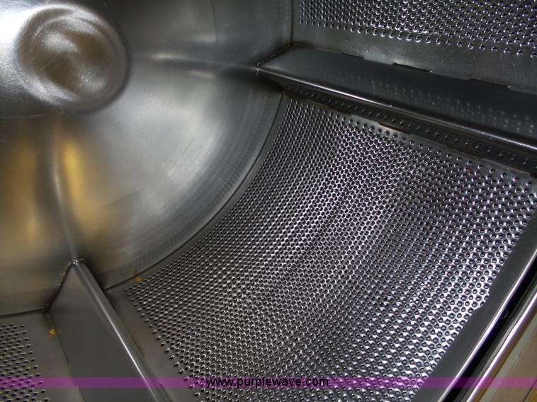 image for item L5642 (2) washer and dryer sets