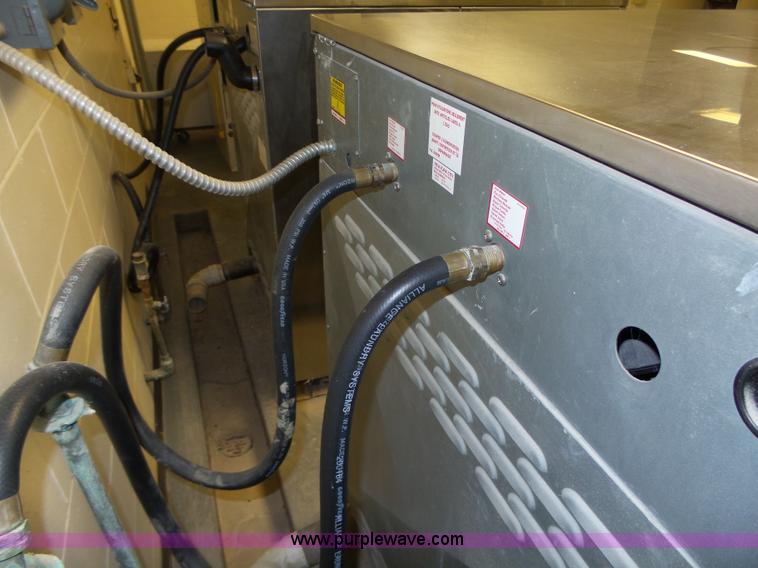 image for item L5642 (2) washer and dryer sets