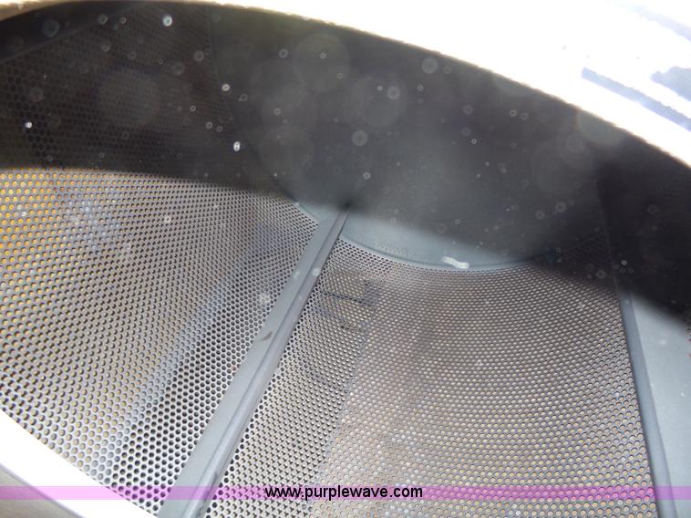 image for item L5642 (2) washer and dryer sets