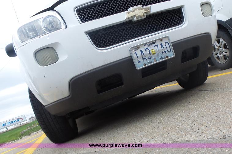 image for item L6003 2006 Chevrolet Uplander handicap accessible van