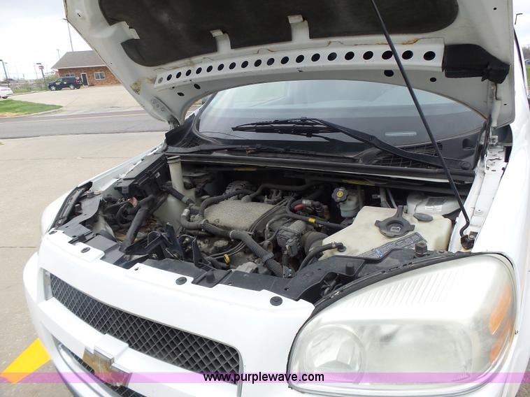 image for item L6003 2006 Chevrolet Uplander handicap accessible van