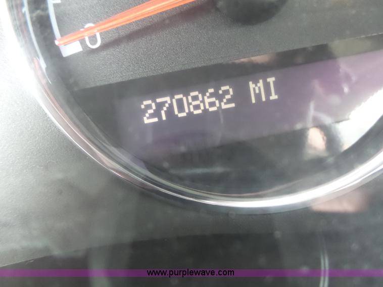 image for item L6003 2006 Chevrolet Uplander handicap accessible van