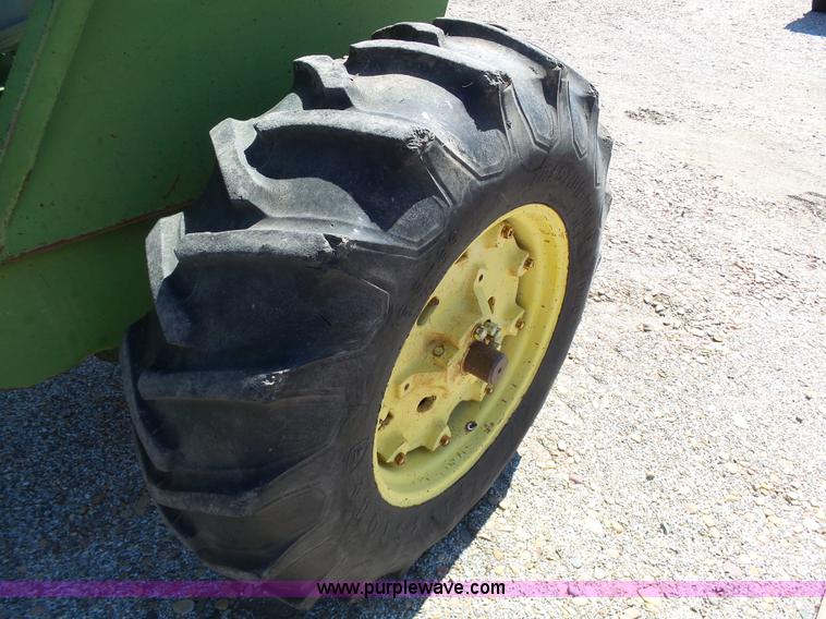 image for item L6170 John Deere 3020 tractor