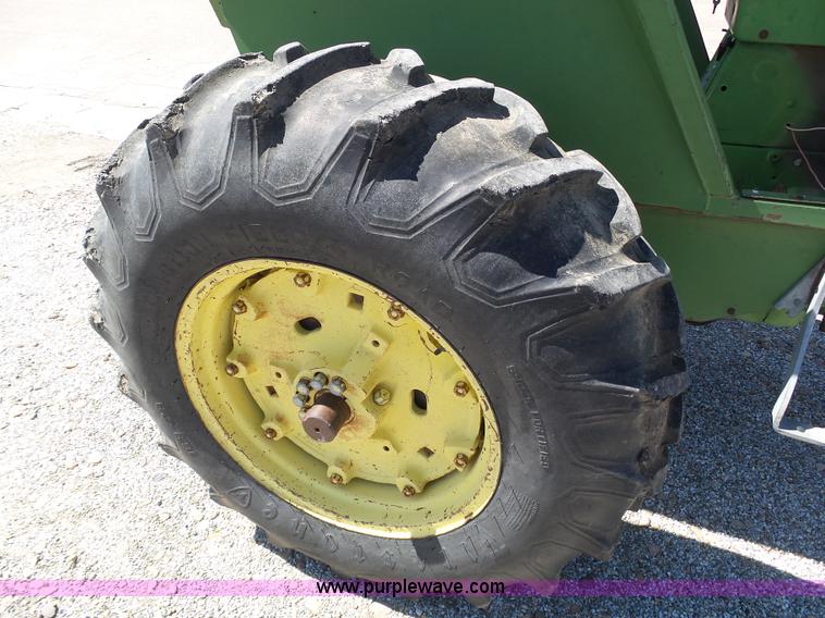 image for item L6170 John Deere 3020 tractor