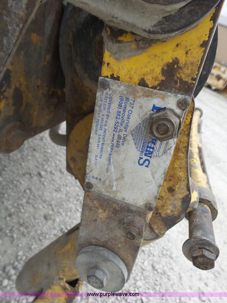 image for item L6296 2000 Isuzu W4500 refuse truck