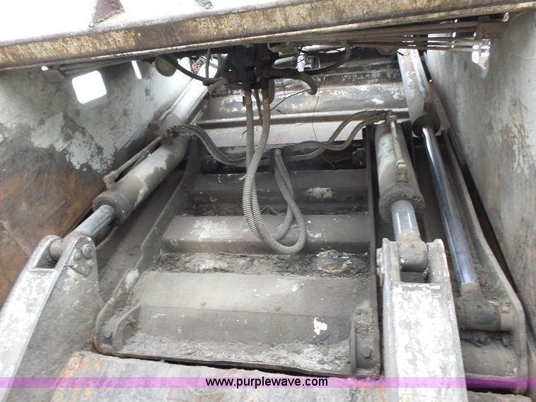 image for item L6297 2002 Sterling SC8000 refuse truck