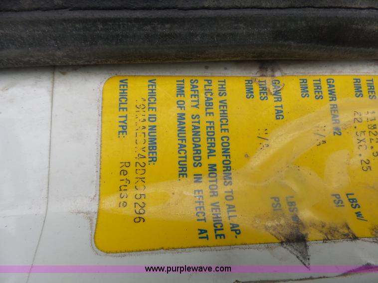 image for item L6297 2002 Sterling SC8000 refuse truck