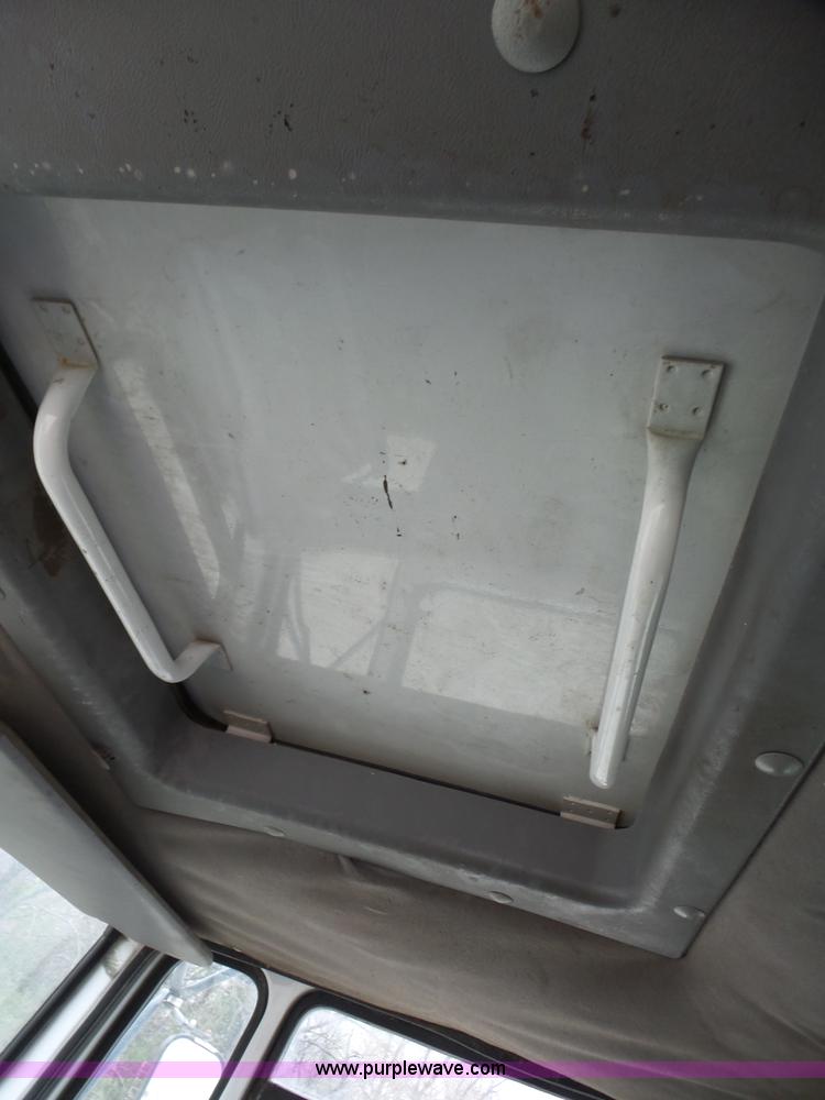 image for item L6297 2002 Sterling SC8000 refuse truck