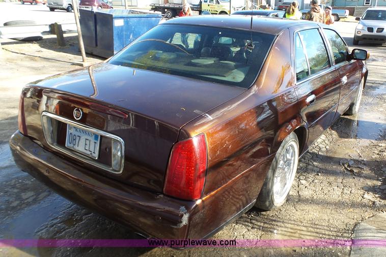 image for item L6320 2001 Cadillac DeVille DHS