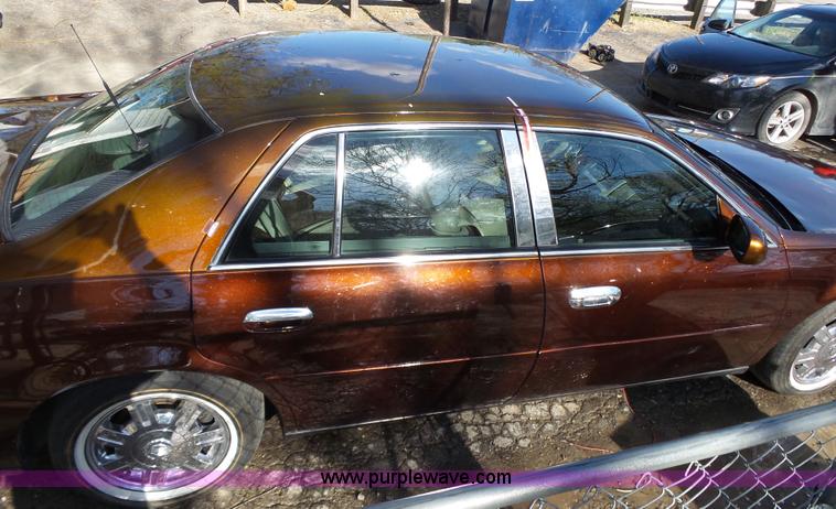 image for item L6320 2001 Cadillac DeVille DHS