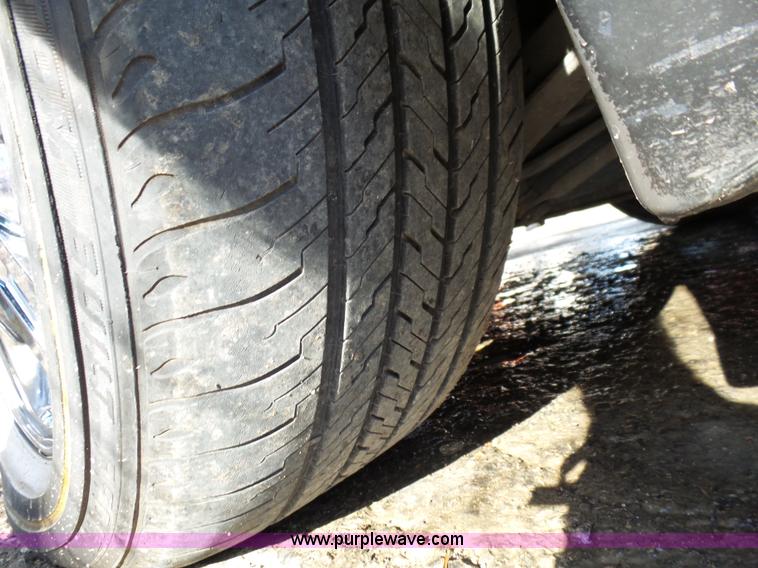 image for item L6320 2001 Cadillac DeVille DHS