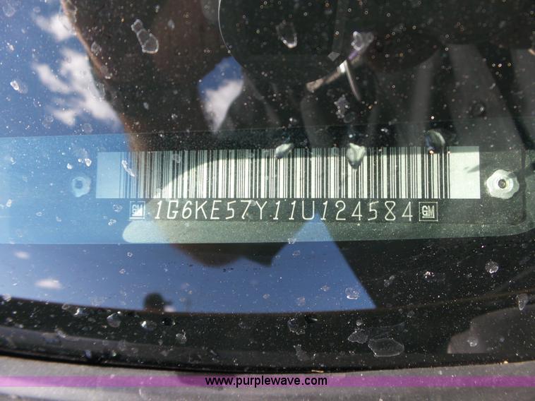 image for item L6320 2001 Cadillac DeVille DHS