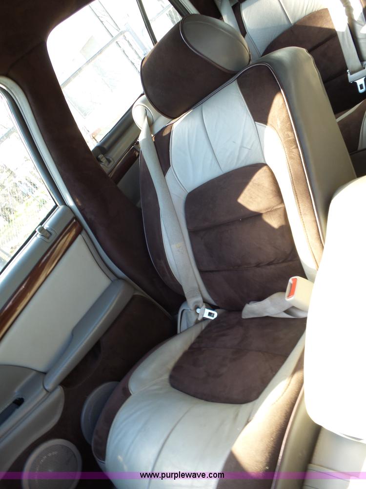 image for item L6320 2001 Cadillac DeVille DHS