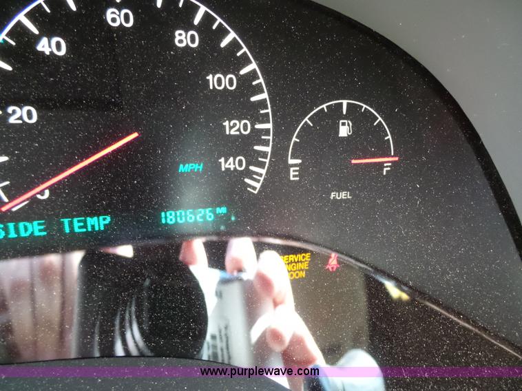 image for item L6320 2001 Cadillac DeVille DHS