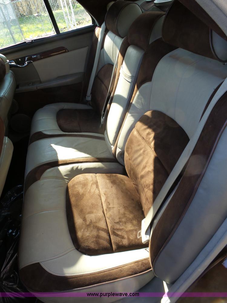 image for item L6320 2001 Cadillac DeVille DHS