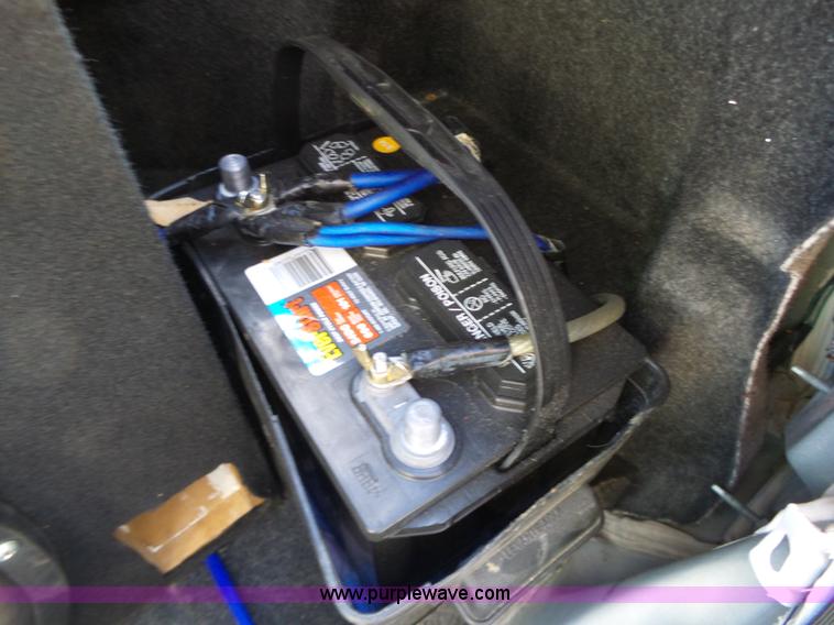 image for item L6320 2001 Cadillac DeVille DHS