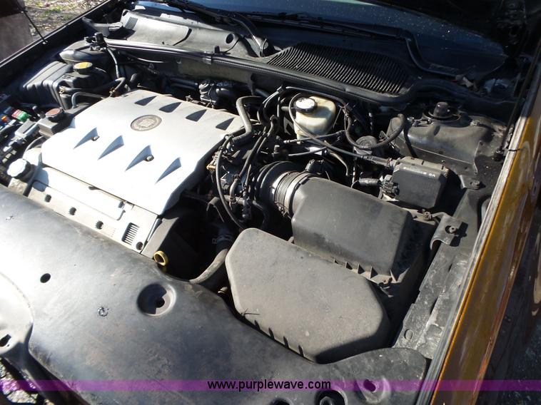 image for item L6320 2001 Cadillac DeVille DHS