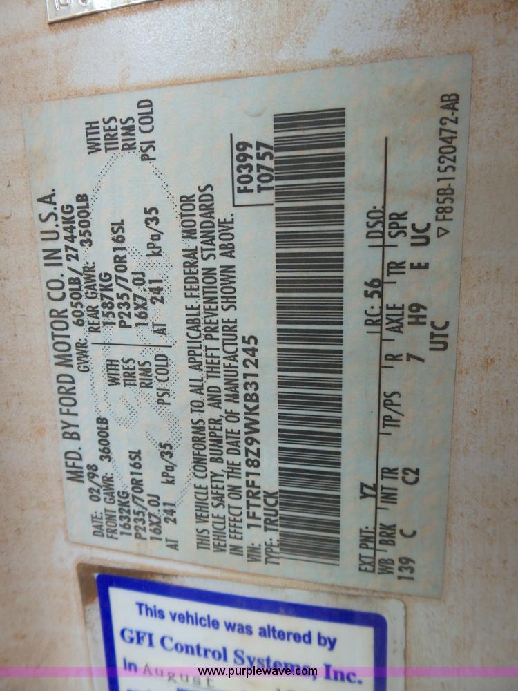 image for item L6834 1998 Ford F150 pickup truck