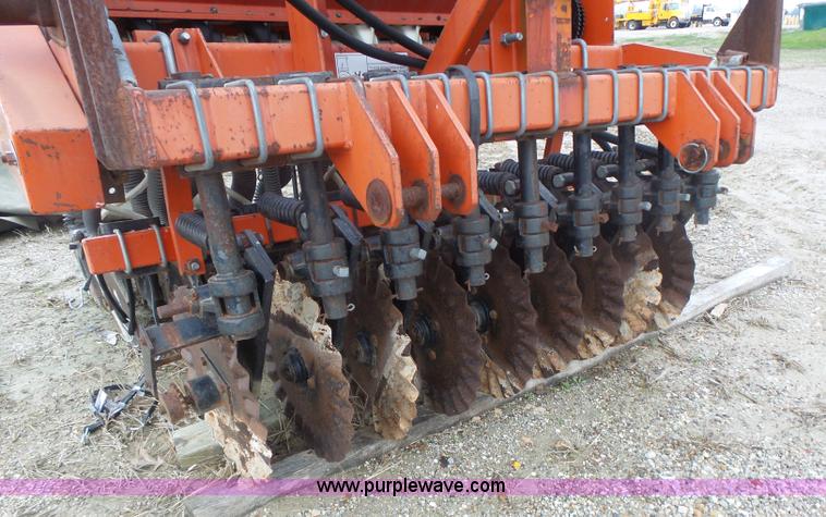 image for item L7201 AGCO seed drill