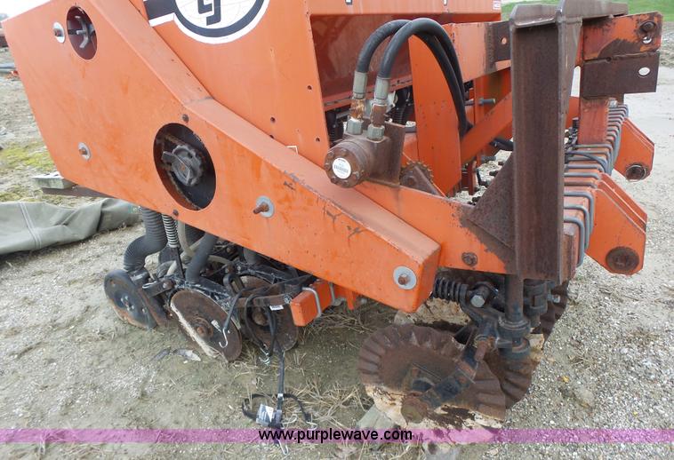 image for item L7201 AGCO seed drill