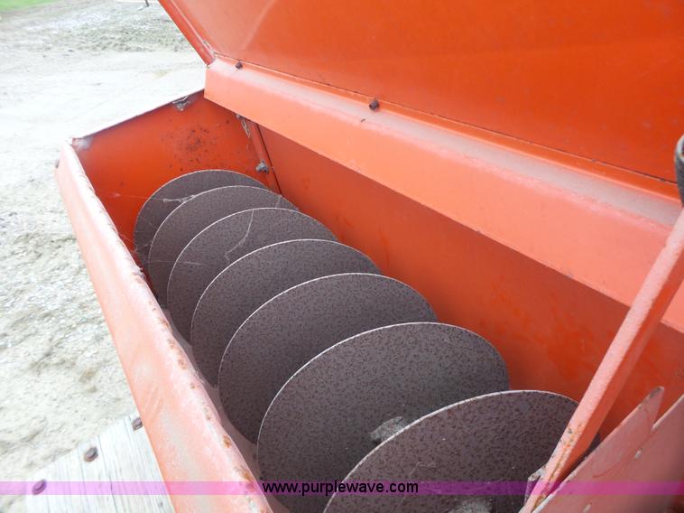 image for item L7201 AGCO seed drill