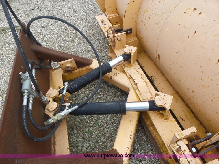 image for item L7202 Snow plow