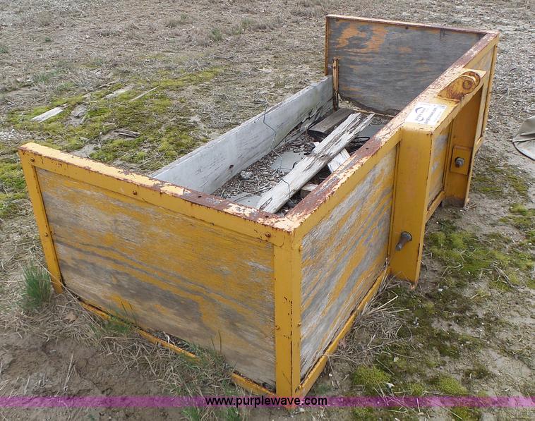 image for item L7203 Lift and carry