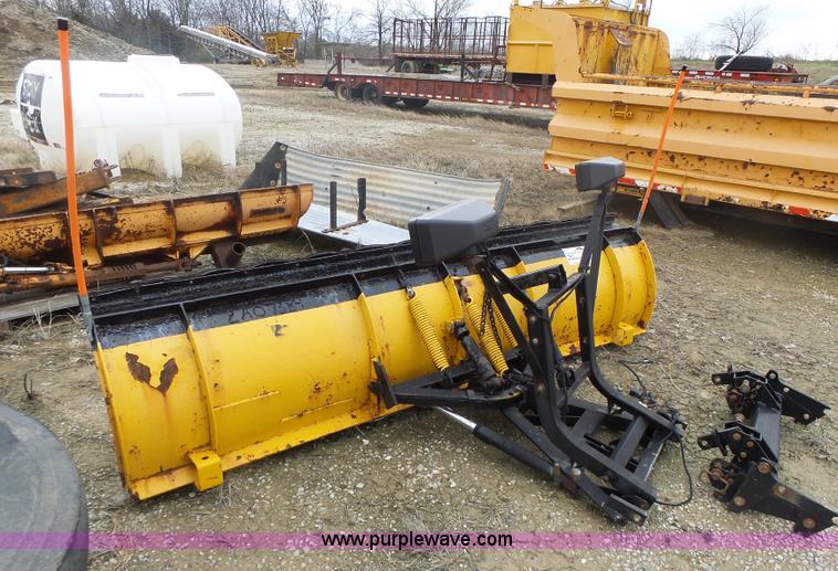 image for item L7205 Western Star snow plow