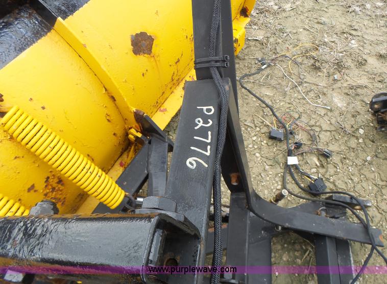 image for item L7205 Western Star snow plow