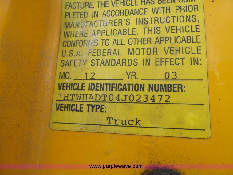 image for item L7206 2004 International 7400 dump truck