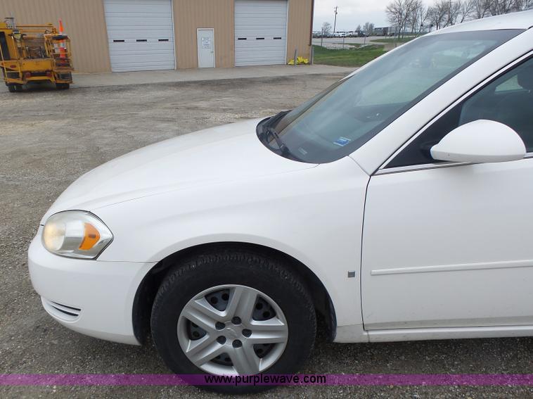 image for item L7207 2007 Chevrolet Impala LS