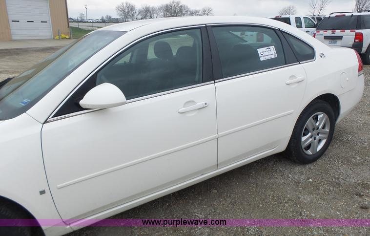 image for item L7207 2007 Chevrolet Impala LS