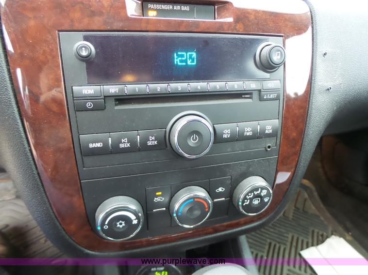 image for item L7207 2007 Chevrolet Impala LS