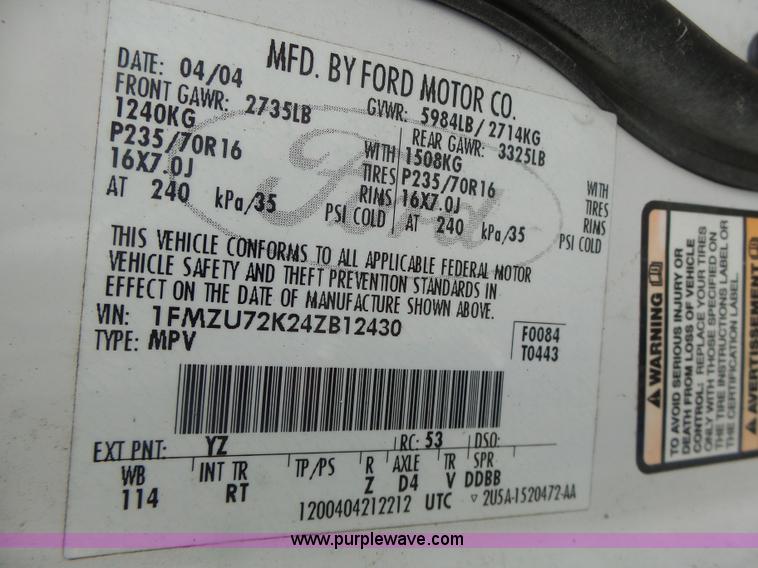 image for item L7208 2004 Ford Explorer XLS SUV