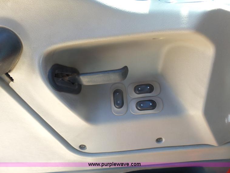 image for item L7377 2005 Sterling L9500 dump truck