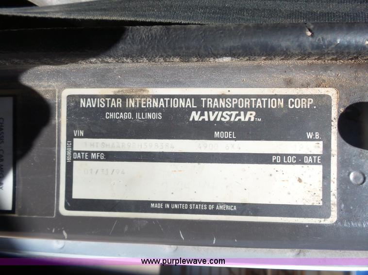 image for item L7378 1994 International 4900 dump truck