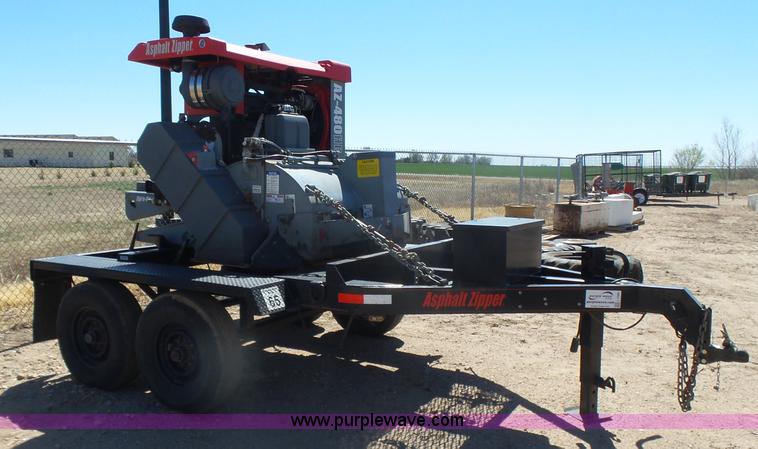 image for item L7385 Asphalt Zipper AZ-480HD cold planer