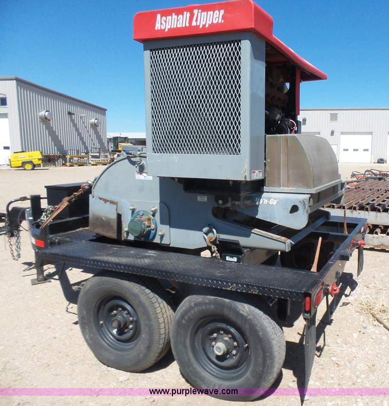 image for item L7385 Asphalt Zipper AZ-480HD cold planer