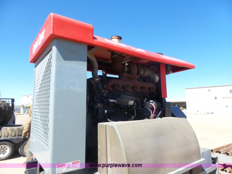 image for item L7385 Asphalt Zipper AZ-480HD cold planer