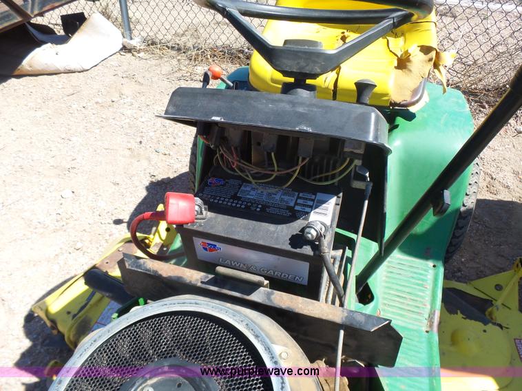 image for item L7397 John Deere 185 Hydro lawn mower