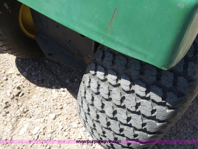 image for item L7397 John Deere 185 Hydro lawn mower