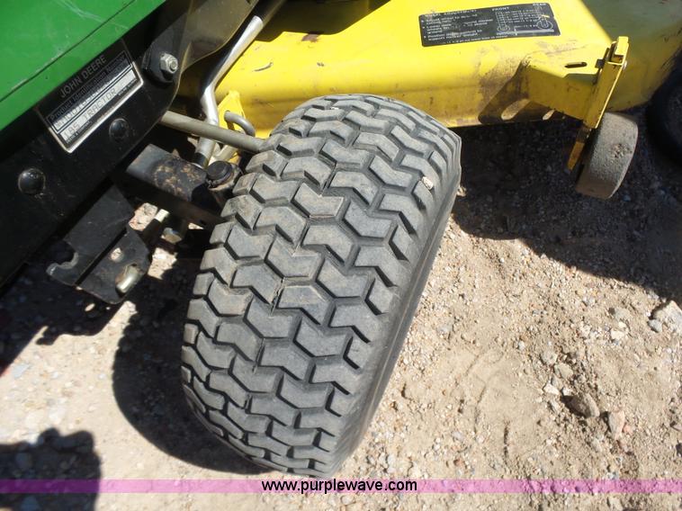 image for item L7397 John Deere 185 Hydro lawn mower