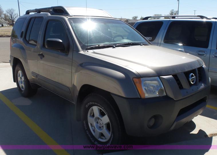 image for item L7402 2005 Nissan Xterra SUV