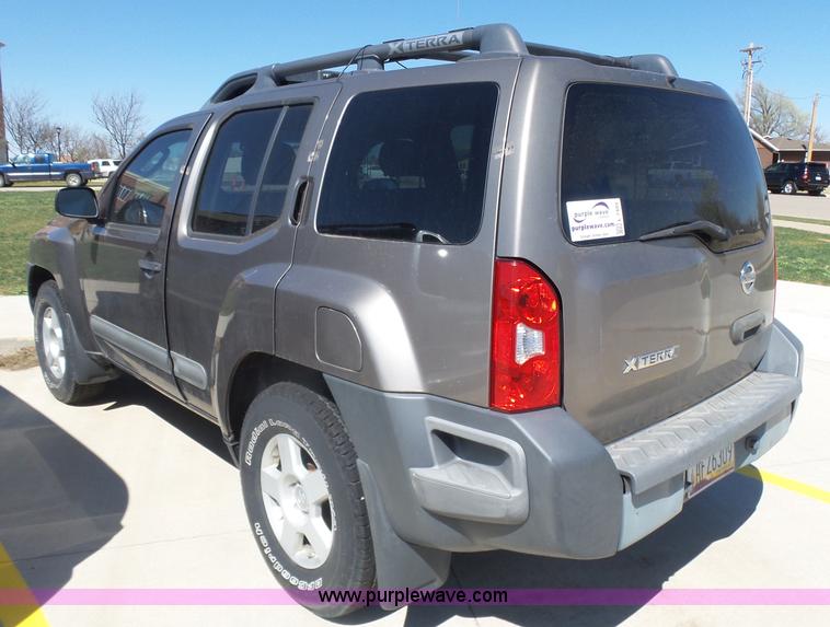 image for item L7402 2005 Nissan Xterra SUV