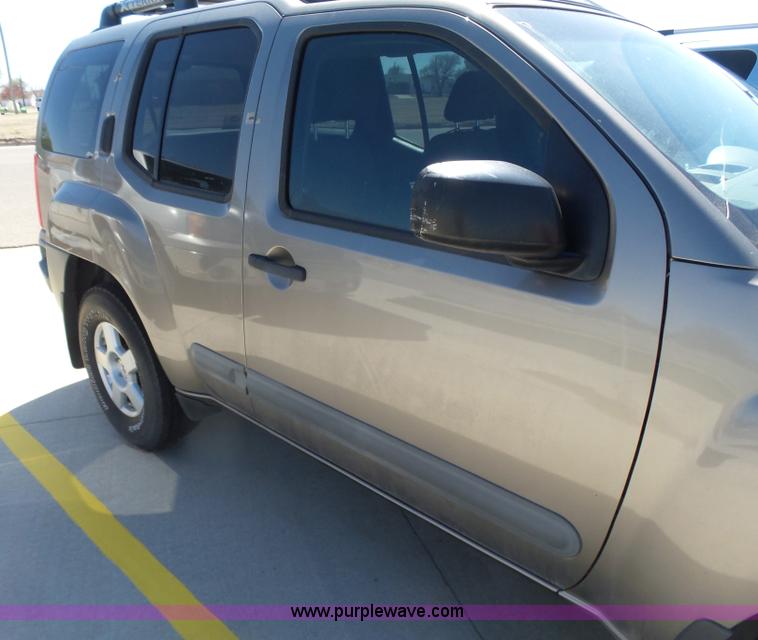 image for item L7402 2005 Nissan Xterra SUV